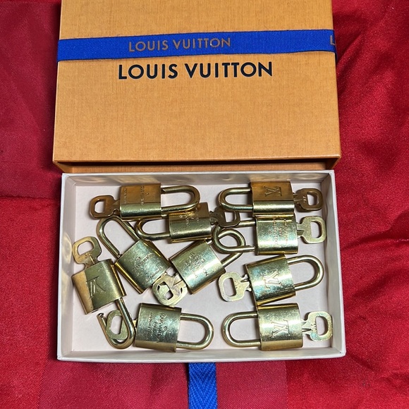 Authentic Locks & key for 75 dollars a piece - Picture 2 of 3